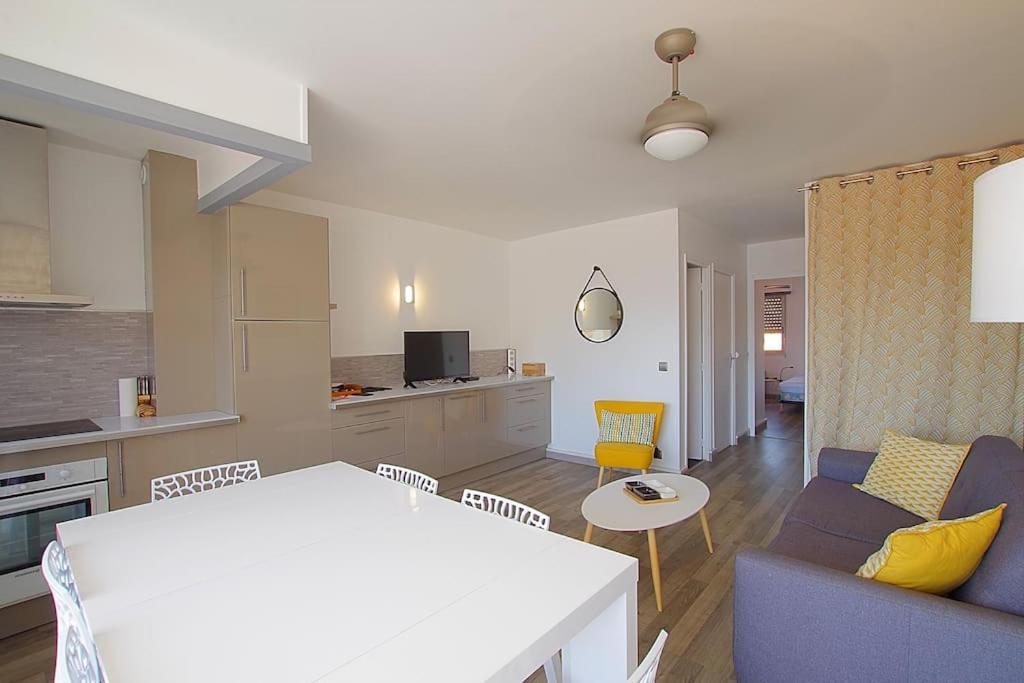 Appartement Calme Et Moderne Avec Vue 74 *